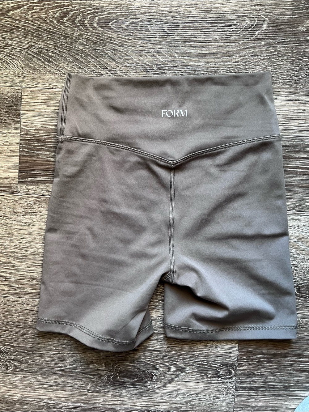 FORM Core Shorts 5” Size Small